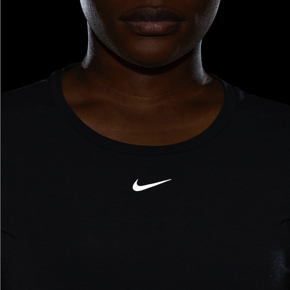 NIKE Black Dri Fit Running T Shirt Short Sleeve Top ✨ 50% OFF BUNDLES ✨ - Picture 3 of 8